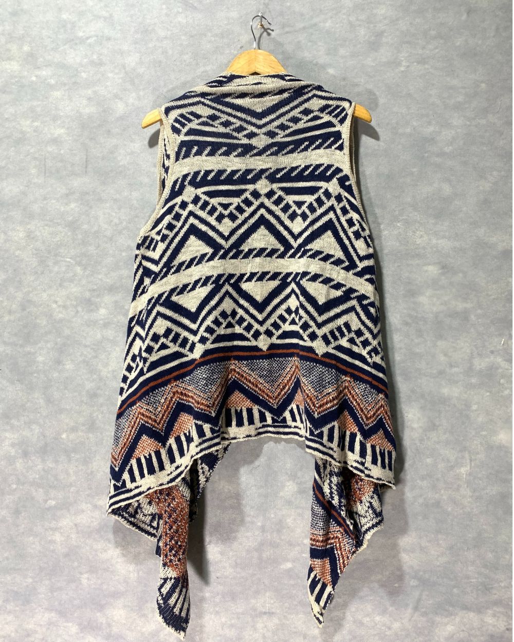 Xhilaration Cream Cape Shawl For Women