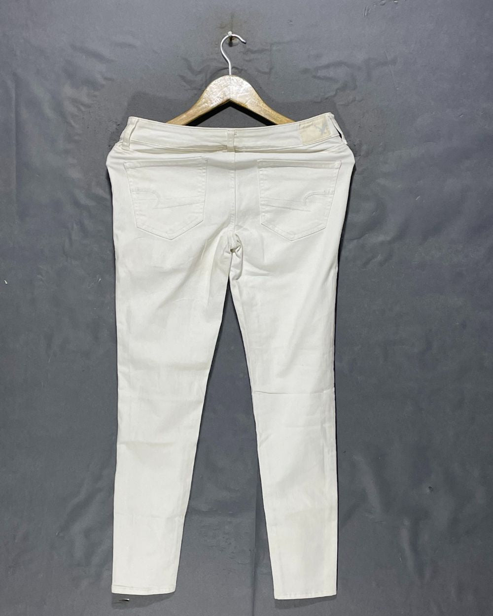 American Eagle White Jeans For Women Medium