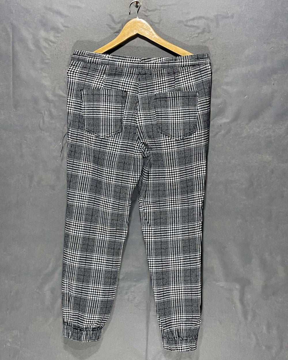 No Boundaries Black Cotton Jeans For Women X Large | ThriftQueen.pk