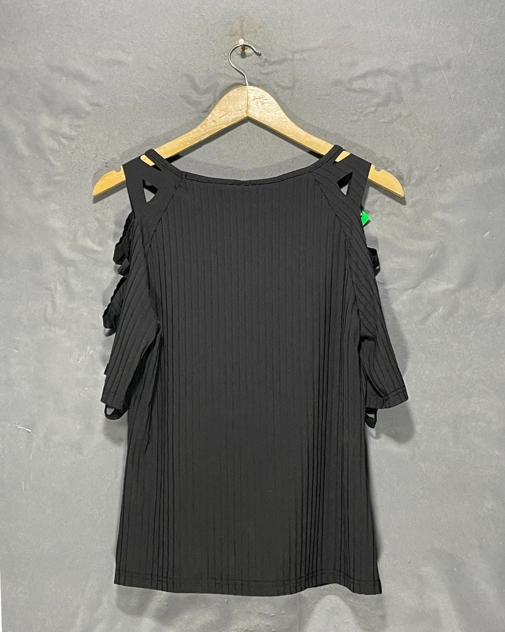 Emery Rose Black Polyester For Women Tops Large | ThriftQueen.pk