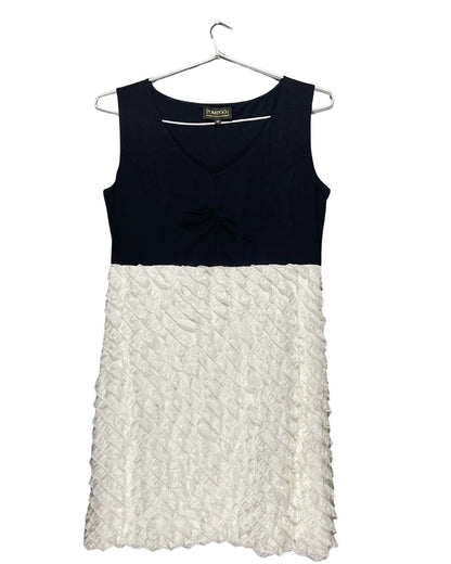 Pompoos White Polyester For Women Tops Medium | ThriftQueen.pk