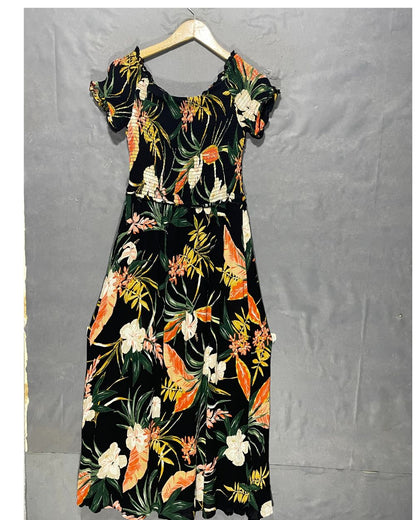 Patrons of Peace Black Polyester For Women Tops Medium | ThriftQueen.pk