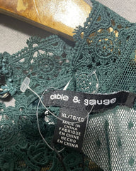 Cable & Gauge Green Polyester For Women Tops X Large