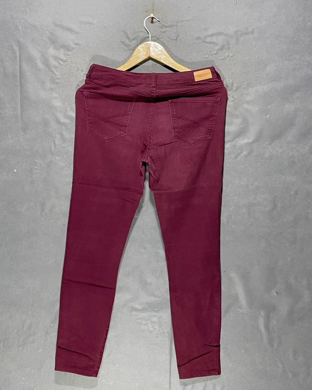 Aeropostale Maroon Jeans For Women Medium