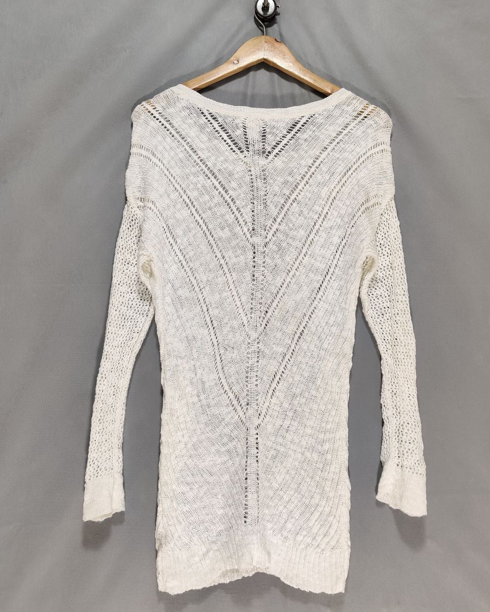 Motherhood White Sweater For Women Small