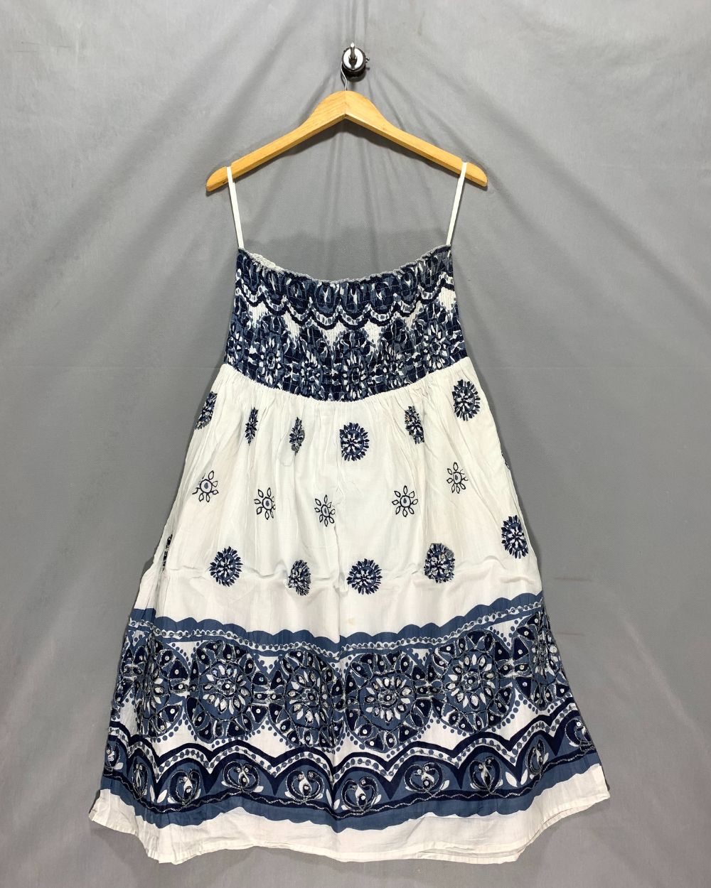 Cato White For Women Top 16 Years