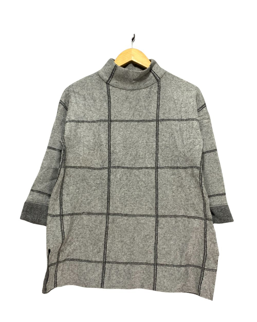 Tahari Gray Sweatshirt For Women Small