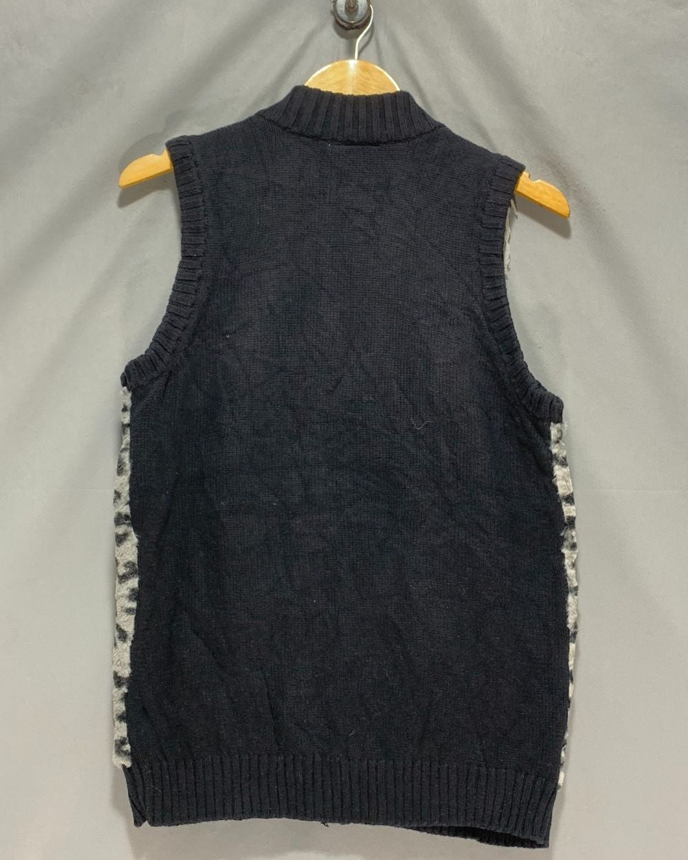 Fashion Bug Black Zipper For Women Medium