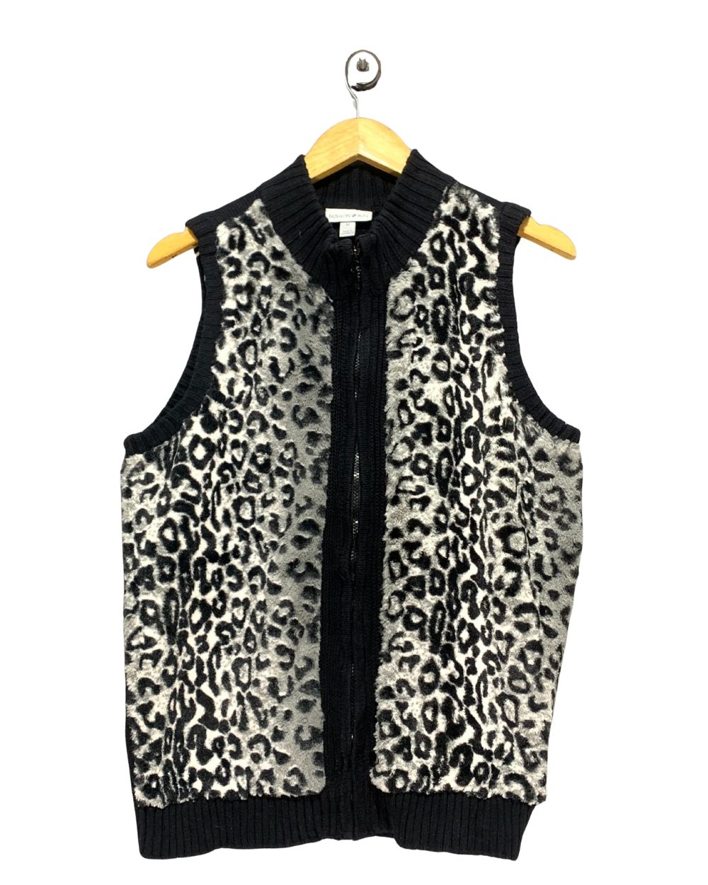 Fashion Bug Black Zipper For Women Medium