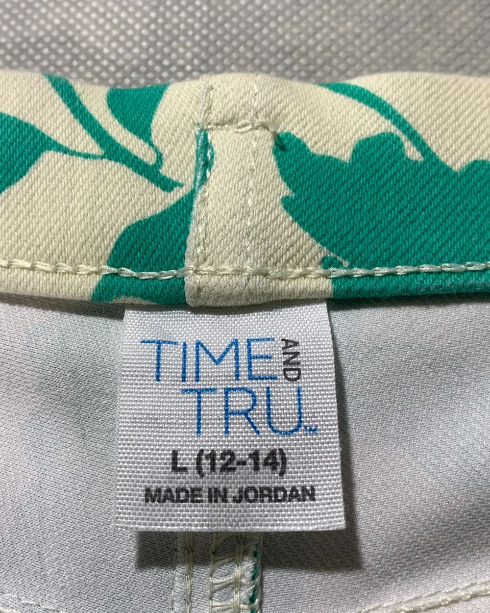 Time & True Green Trousers For Woman 16 Years