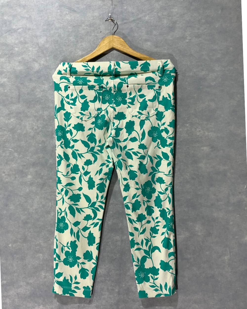 Time & True Green Trousers For Woman 16 Years