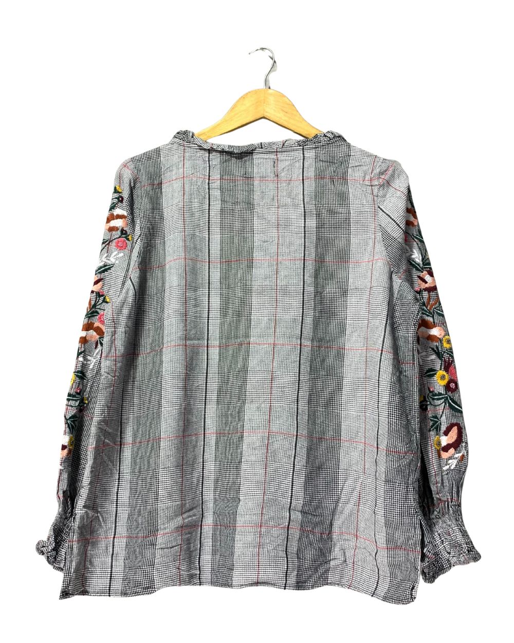 Curations  For Women Top Medium