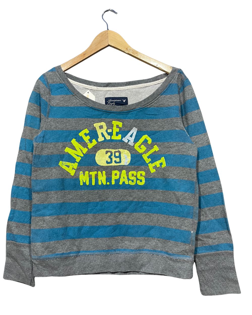 American Eagle Sweatshirt For Women Medium