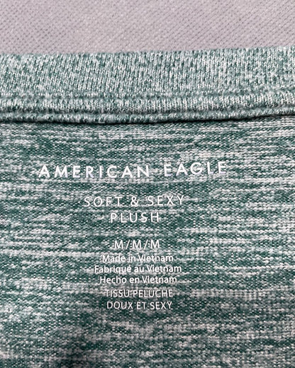 American Eagle Sweatshirt Women Medium