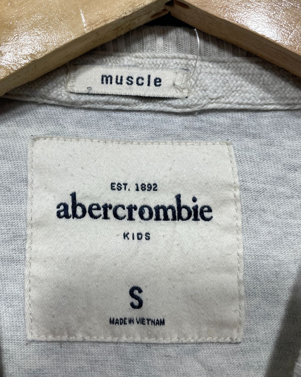 Abercrombie & Fitch Sweatshirt Women Small
