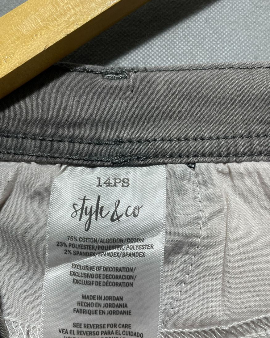 Style & Co Gray Jeans For Women X Large | ThriftQueen.pk