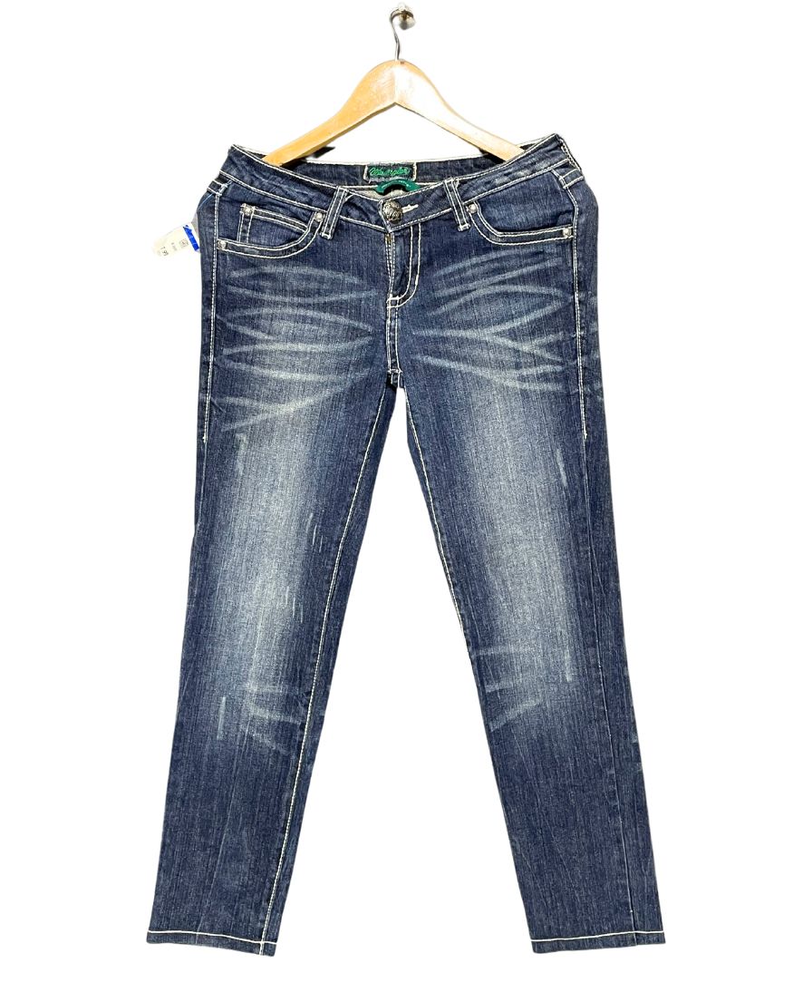 Wrangler Blue Jeans For Women XS | ThriftQueen.pk