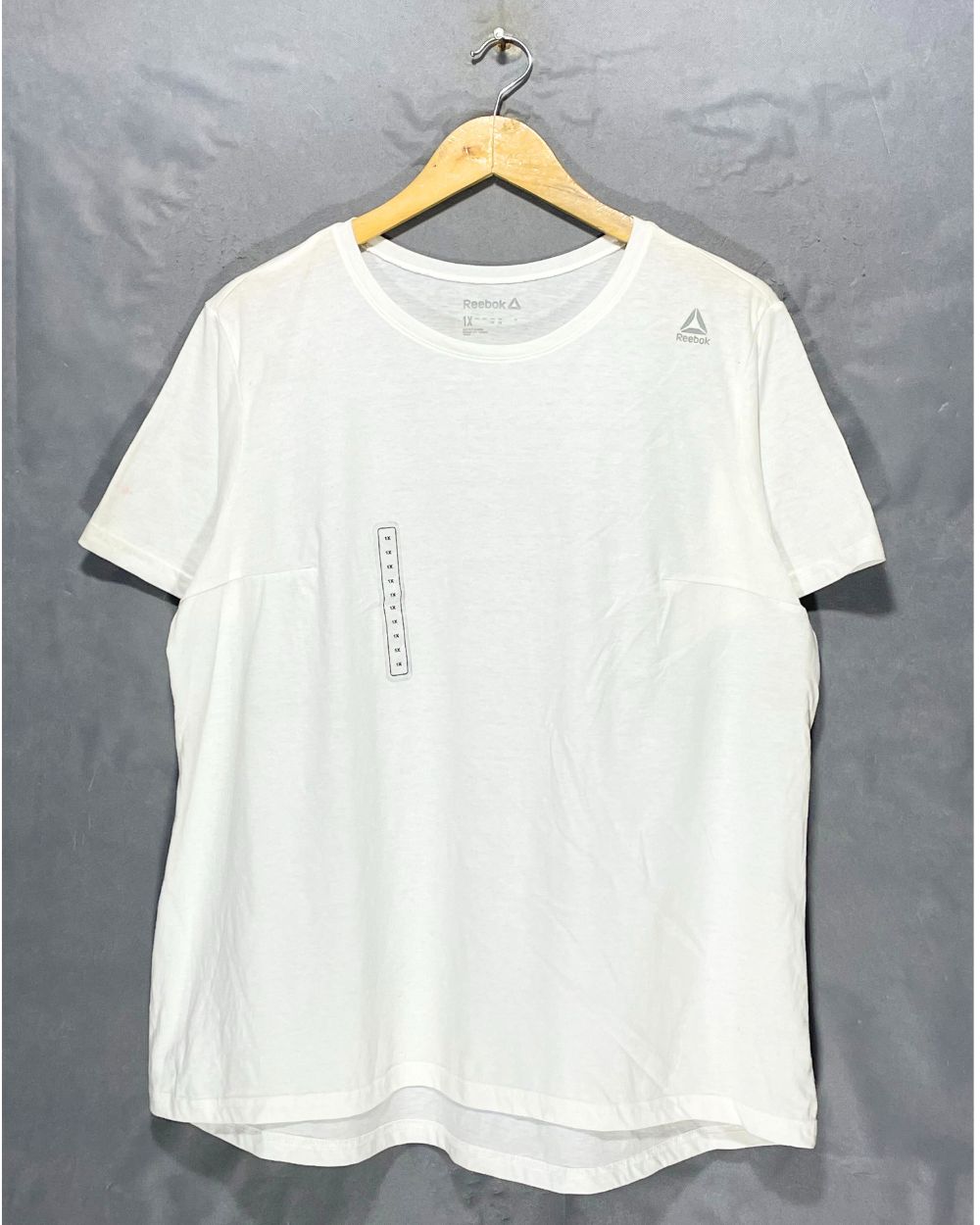 Reebok White Cotton T Shirt For Women XL | ThriftQueen.pk