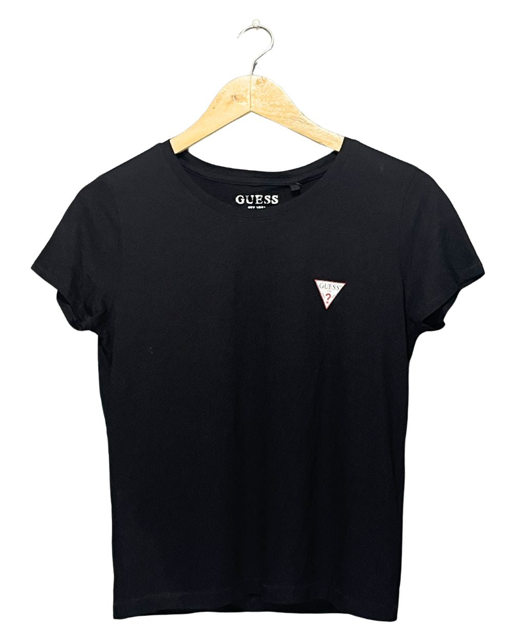Guess Black Cotton T Shirt For Women M | ThriftQueen.pk