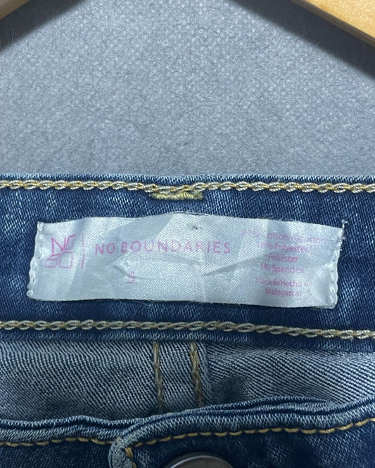No Boundaries Blue Jeans For Women L