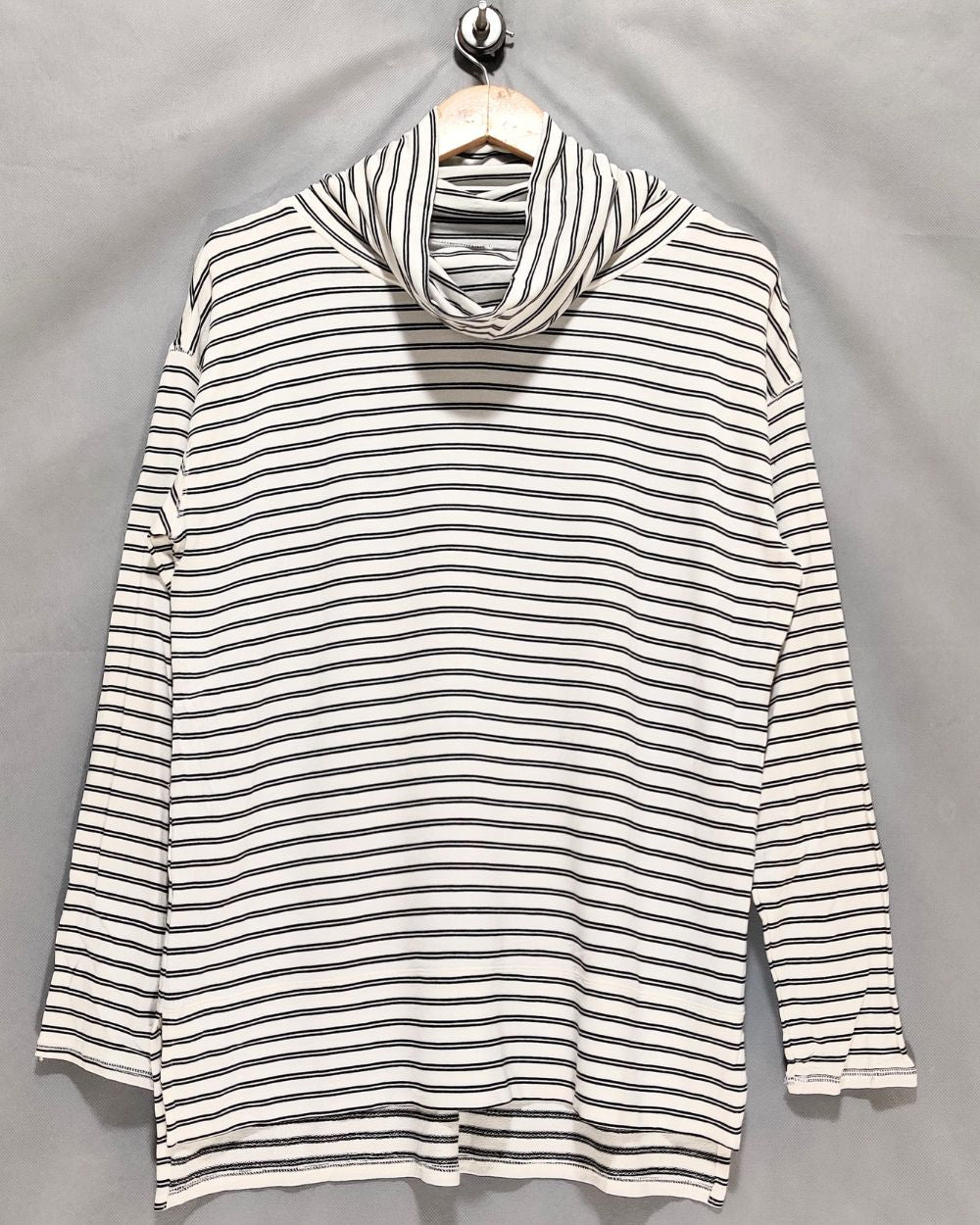 Liz Claiborne White Polyester For Women Crop Tops Medium