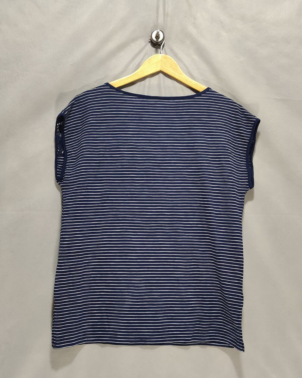 St John's Bay Blue For Women Crop Top L