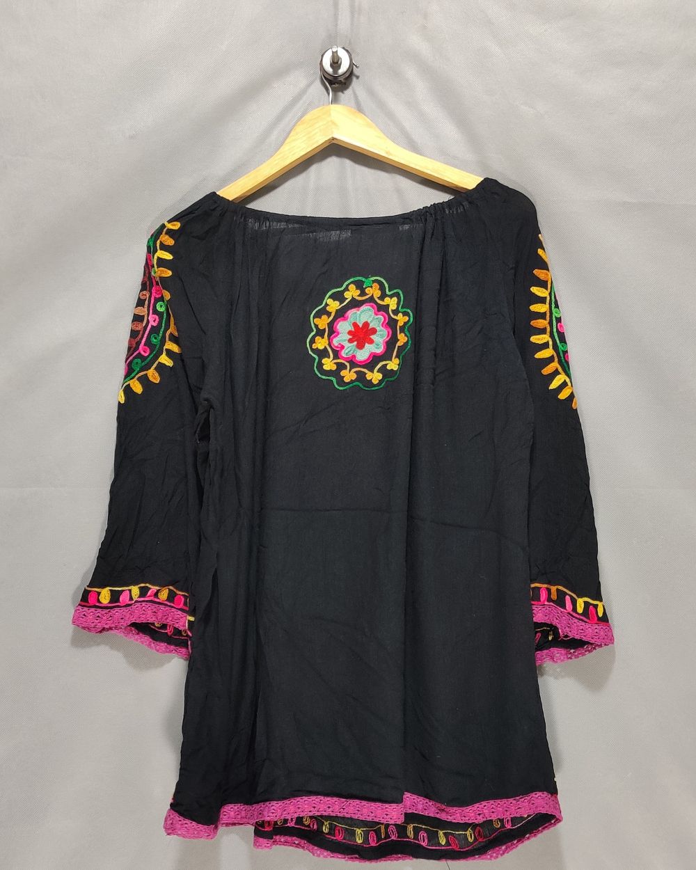 Cute Options Black For Women Crop Top M