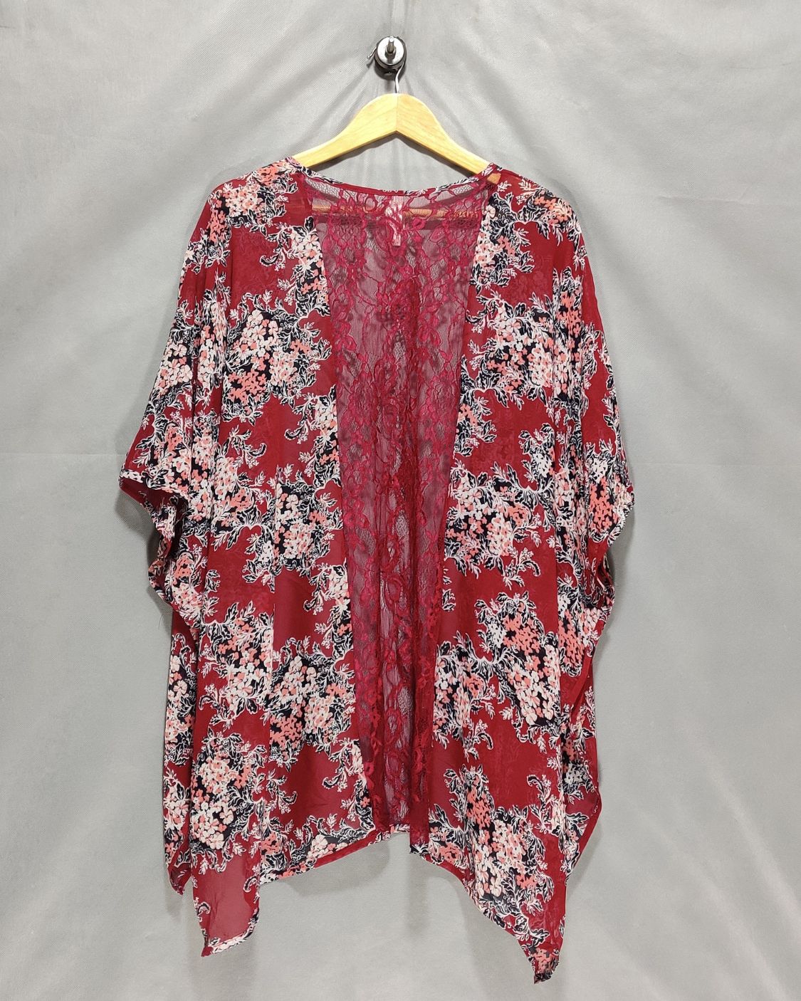 No Boundaries Red For Women Crop Top L