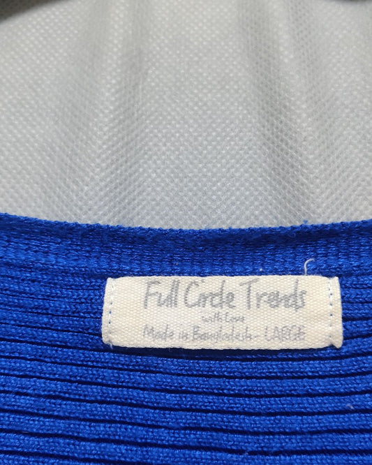 Full Circle Trends Blue For Women Winter Crop Top L