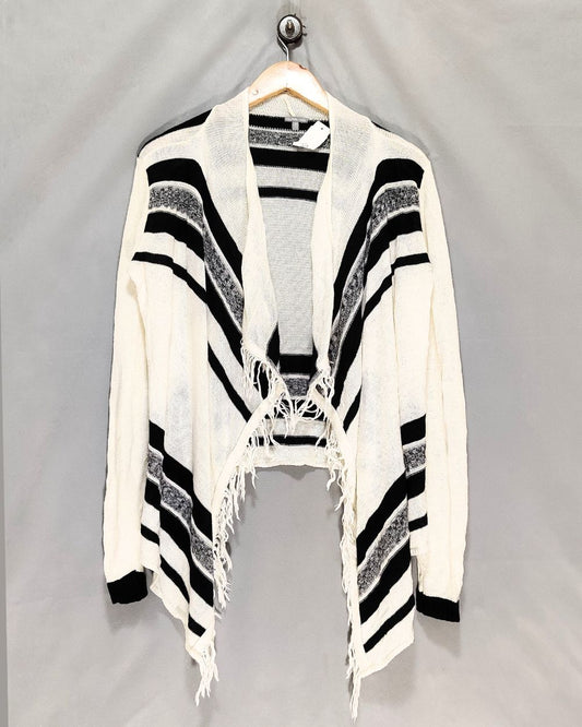 Charlotte Russe White Cape Shawl For Women