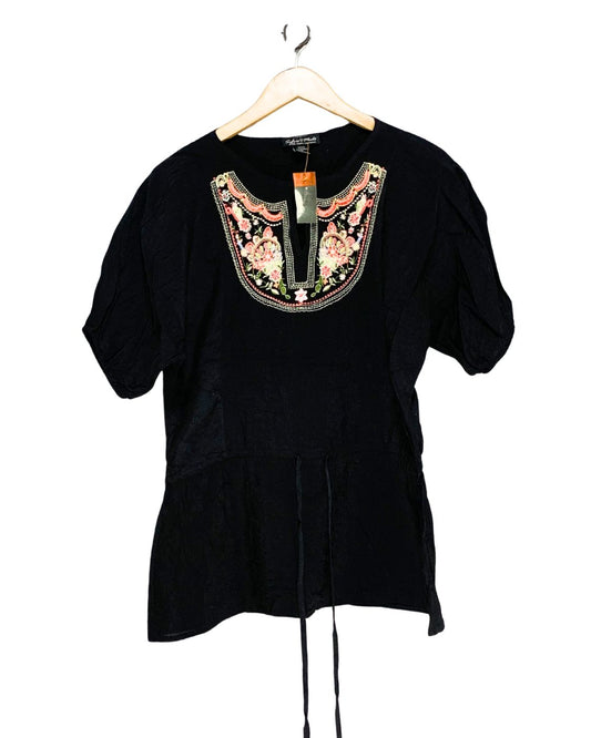 Sylvie & Mado Black For Women Top M