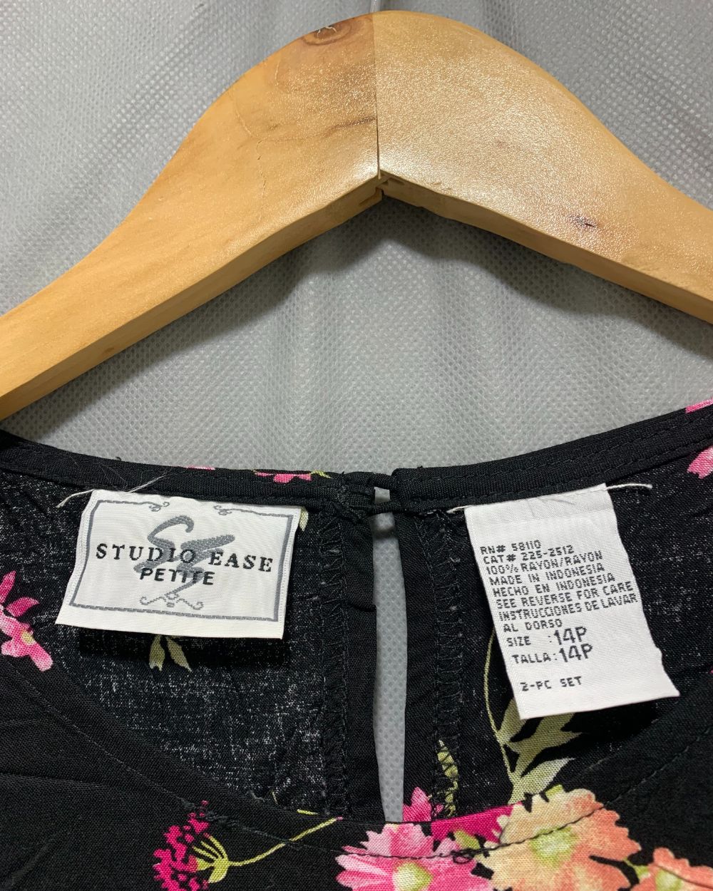 Studio Ease Petite Black For Women Dresses M