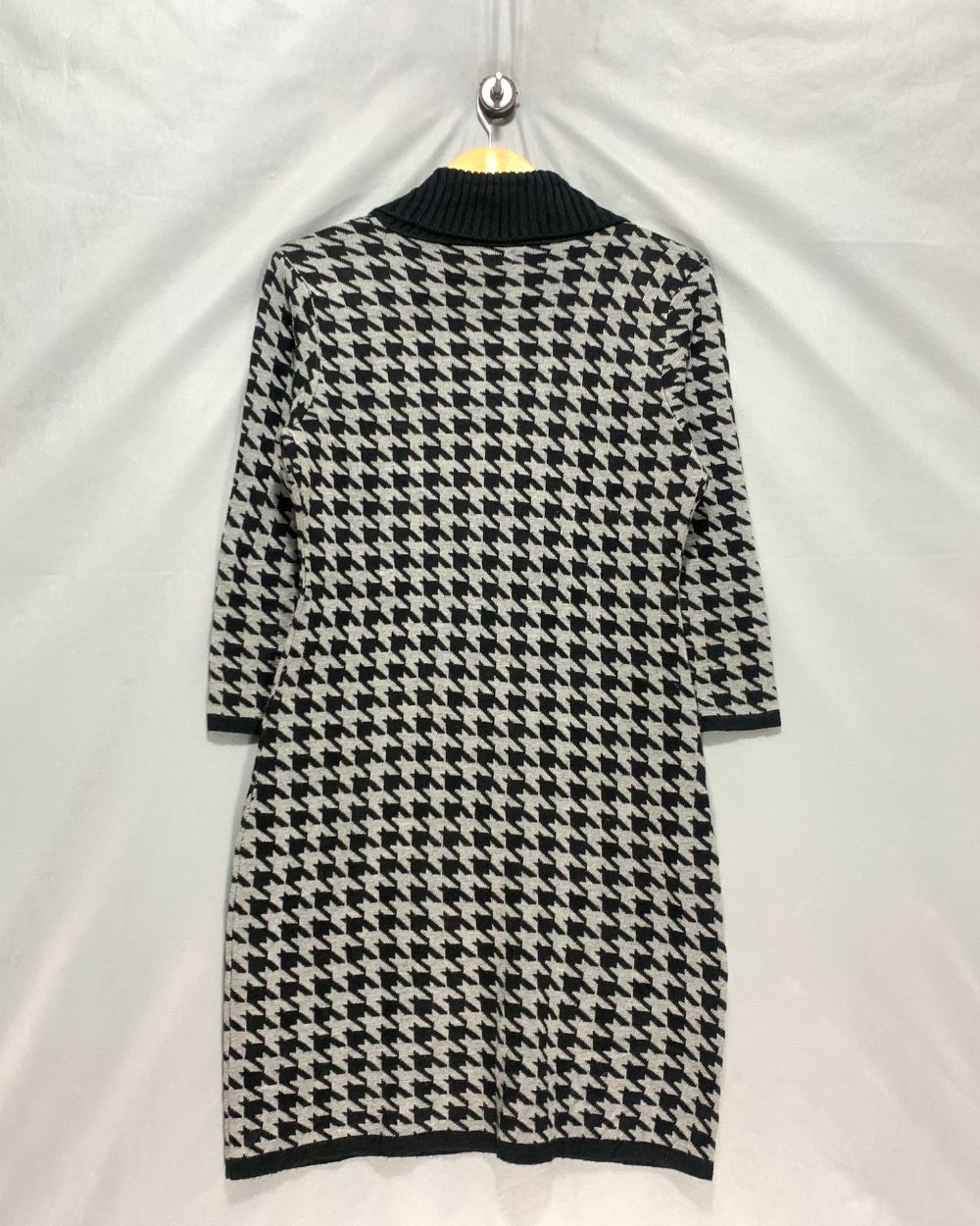 Calvin Klein Gray Sweater For Women M