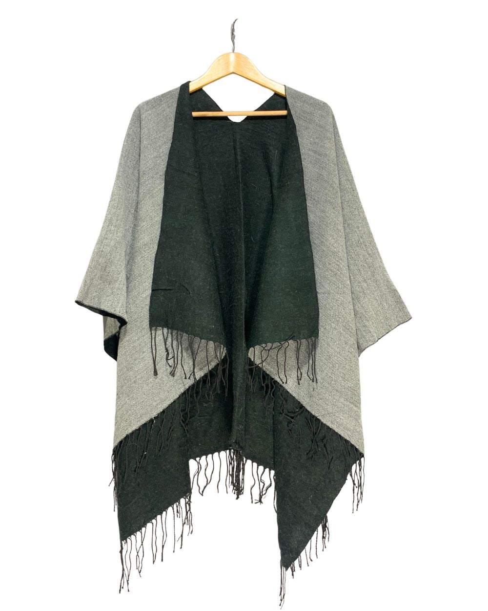 Thrift Queen Gray Cape Shawl For Women