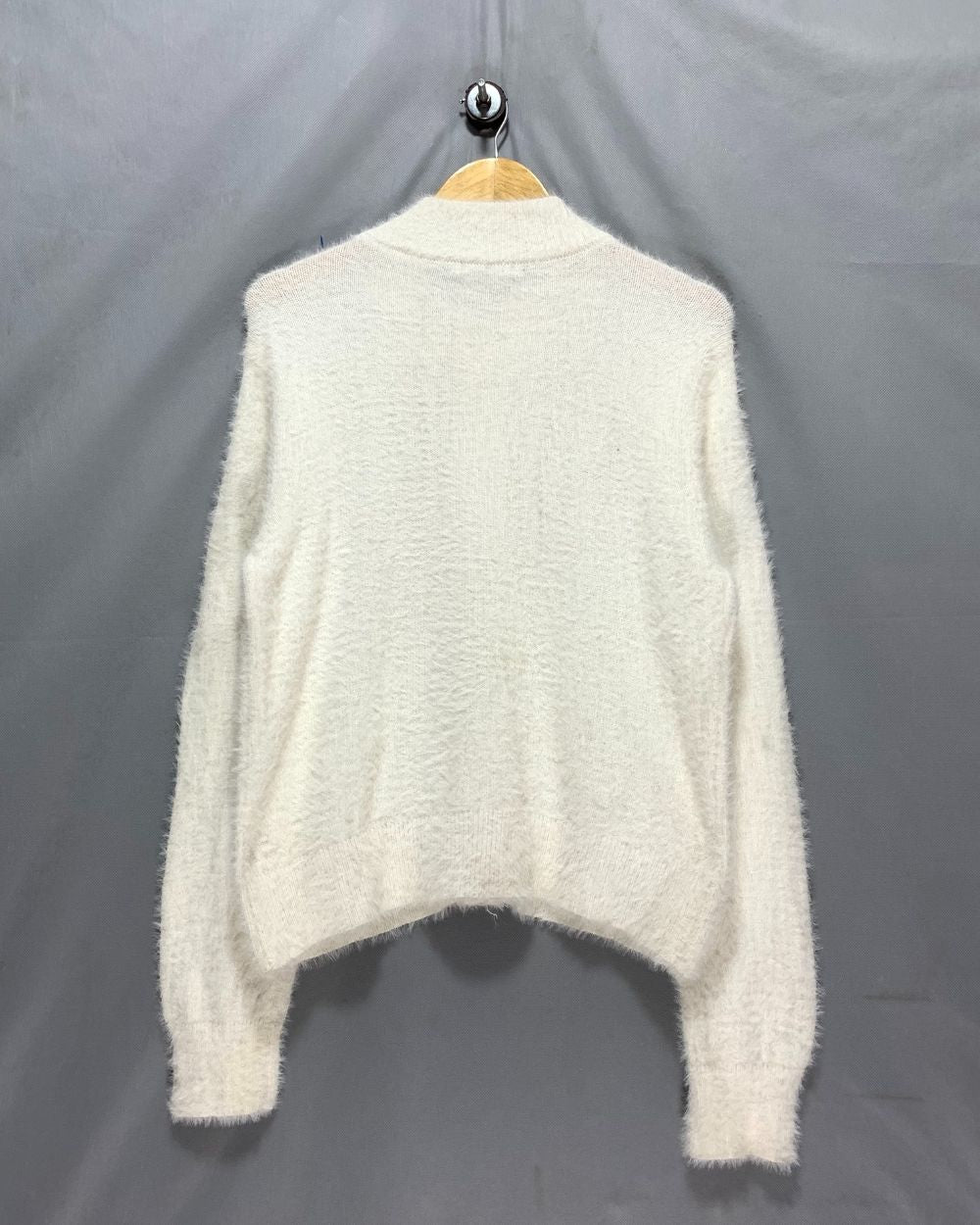 No Boundaries White Zipper For Women M