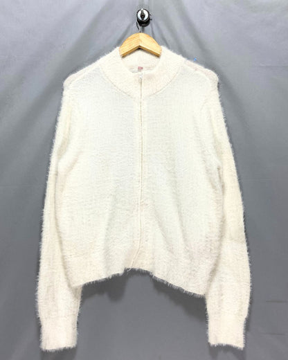 No Boundaries White Zipper For Women M