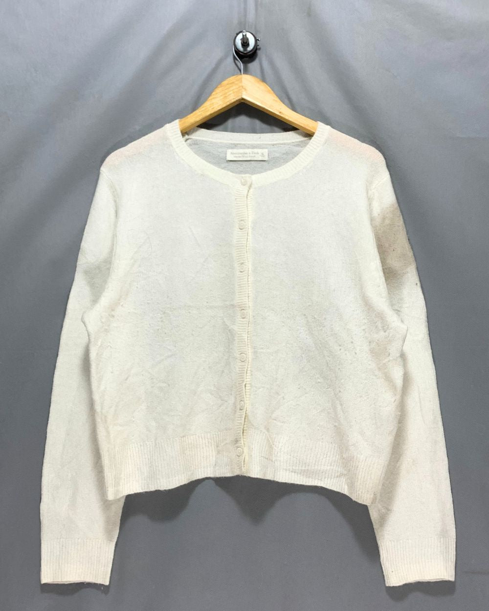 Abercrombie Cream Sweater For Women X Large