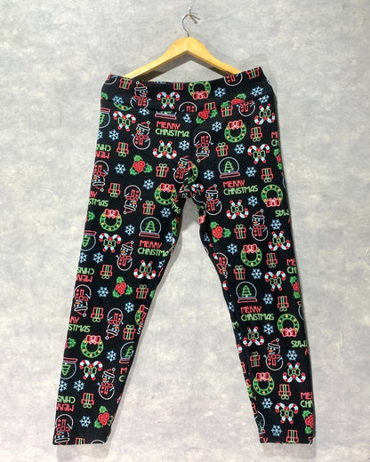 No Boundaries Black Trousers For Woman XL