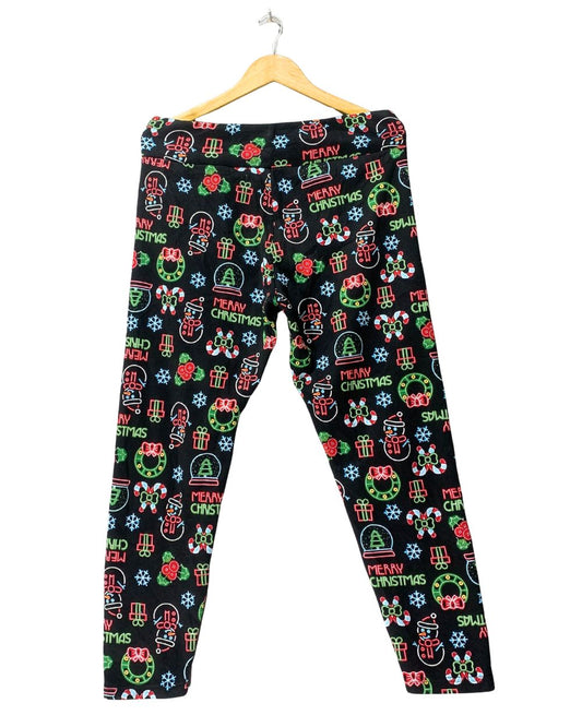 No Boundaries Black Trousers For Woman XL