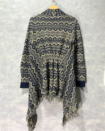 Absolutely famous Blue Cape Shawl For Women